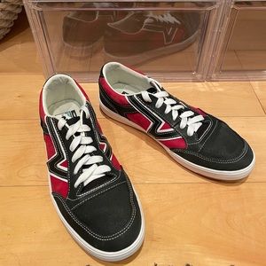 VANS - Size 8.5 Lowland cc Red/Black/White